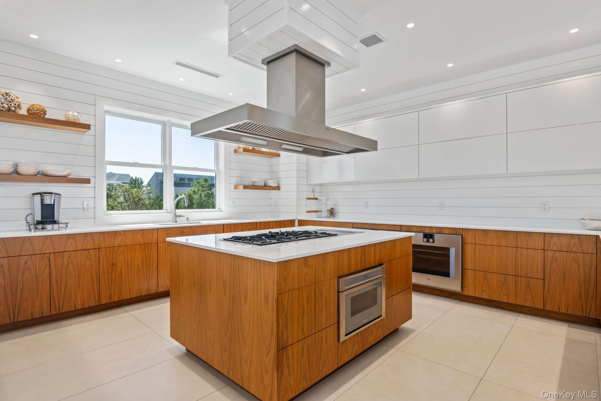 #14 photo, 20 Cove Lane, サフォーク郡 Westhampton Dunes , NY 11978