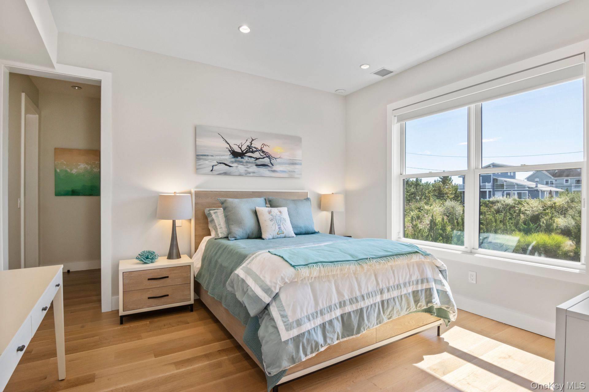 #18 photo, 20 Cove Lane, サフォーク郡 Westhampton Dunes , NY 11978