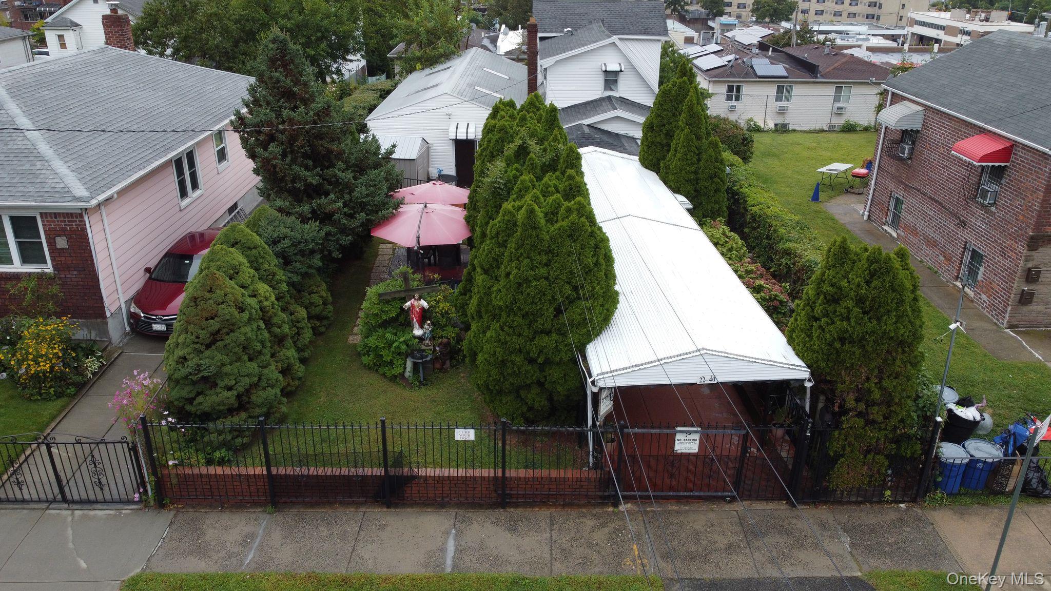 #2 photo, 2240 98th Street, クイーンズ区 East Elmhurst , NY 11369