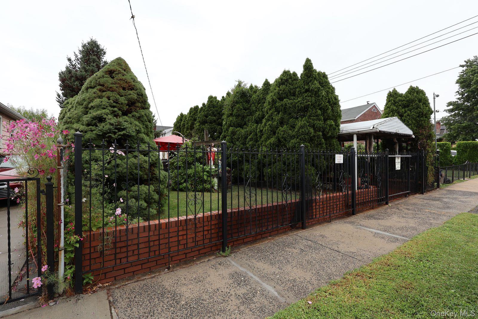 #5 photo, 2240 98th Street, クイーンズ区 East Elmhurst , NY 11369