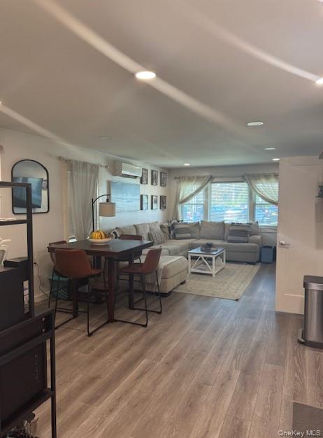 #1 photo, 442 E Broadway, ナッソー郡 Long Beach , NY 11561