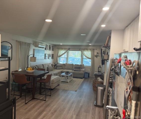 #2 photo, 442 E Broadway, ナッソー郡 Long Beach , NY 11561