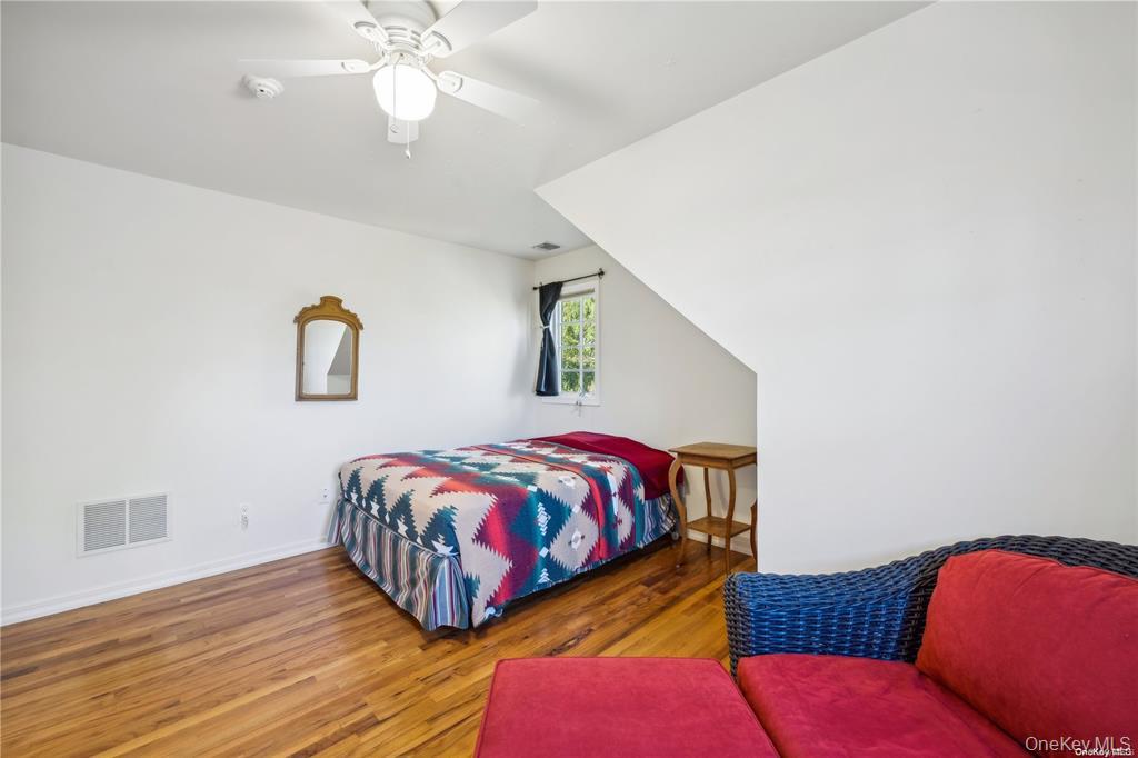 #9 photo, 1145 Major Pond Road, サフォーク郡 Orient , NY 11957