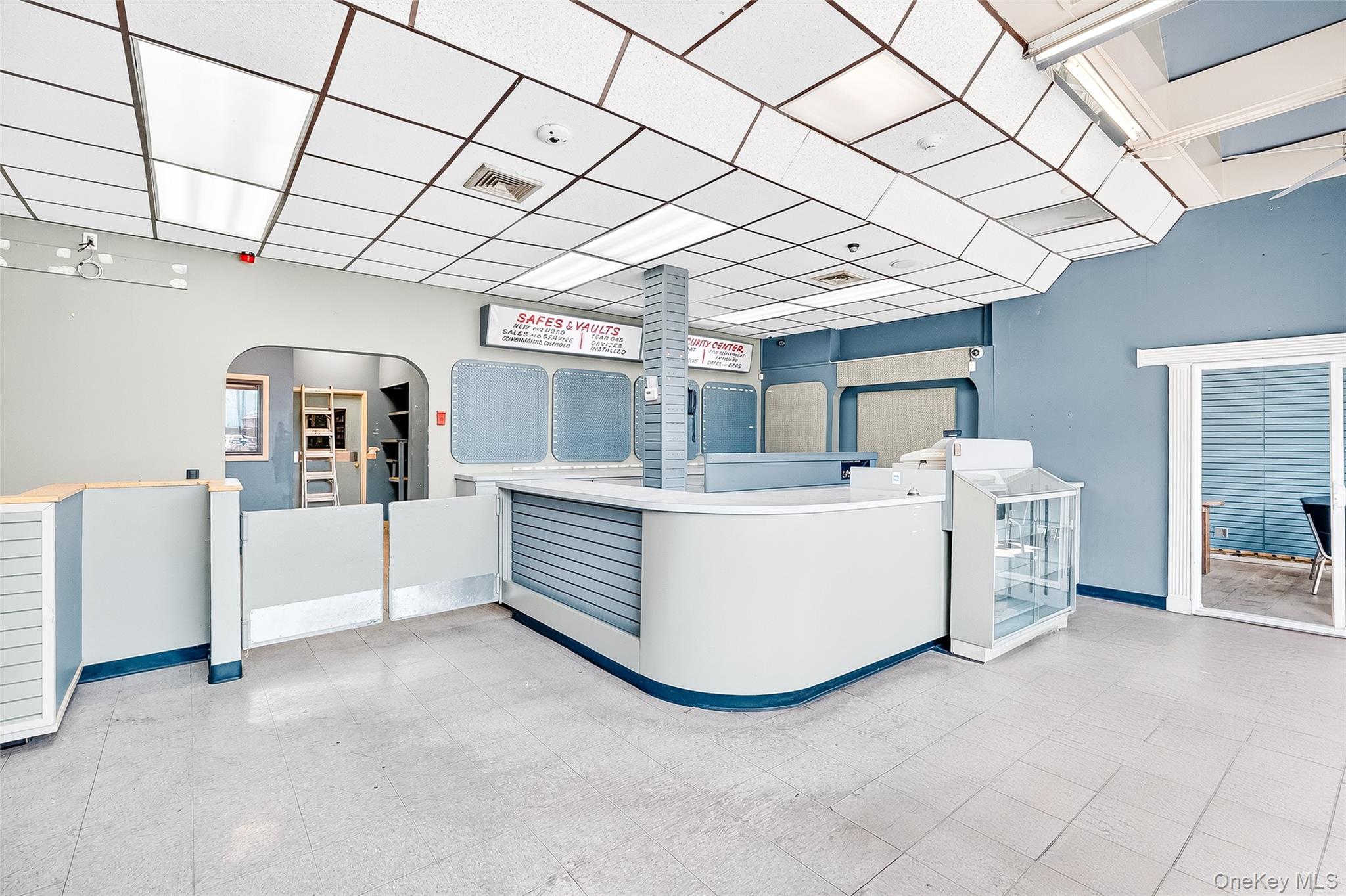 #4 photo, 22 W Lincoln Avenue, Mount Vernon , NY 10550