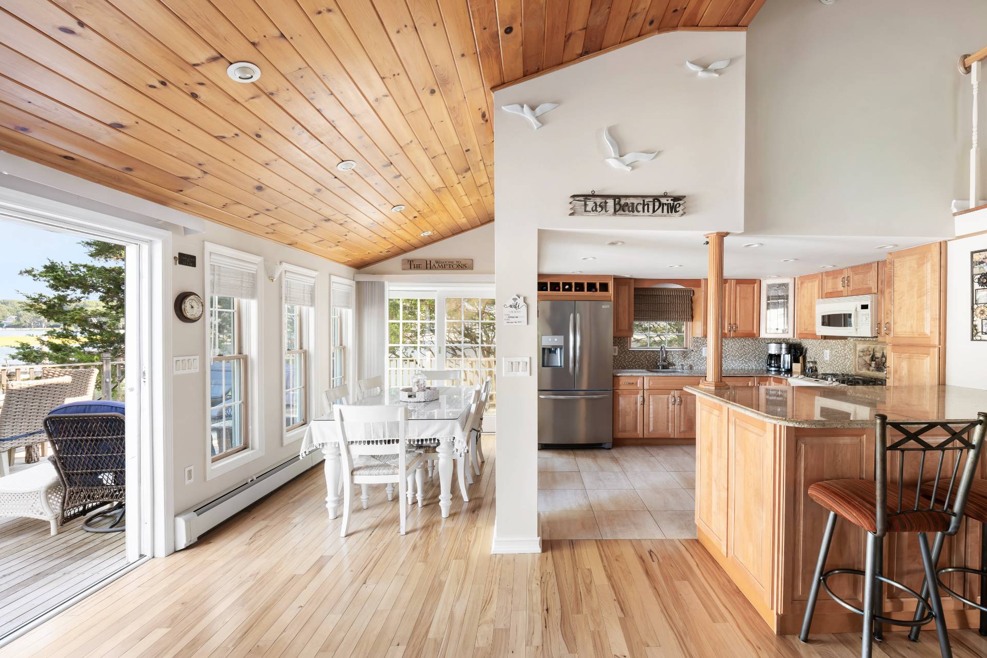 #10 photo, 38 East Beach Drive, サフォーク郡 Southampton , NY 11968