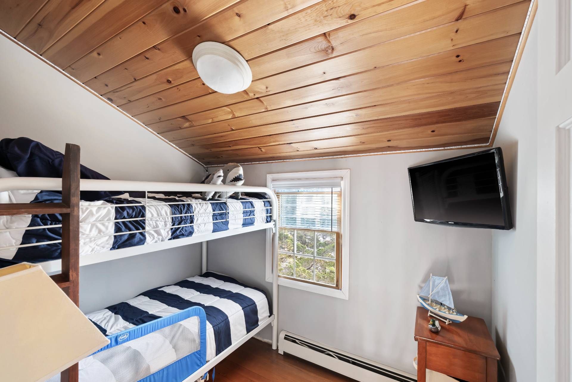 #19 photo, 38 East Beach Drive, サフォーク郡 Southampton , NY 11968