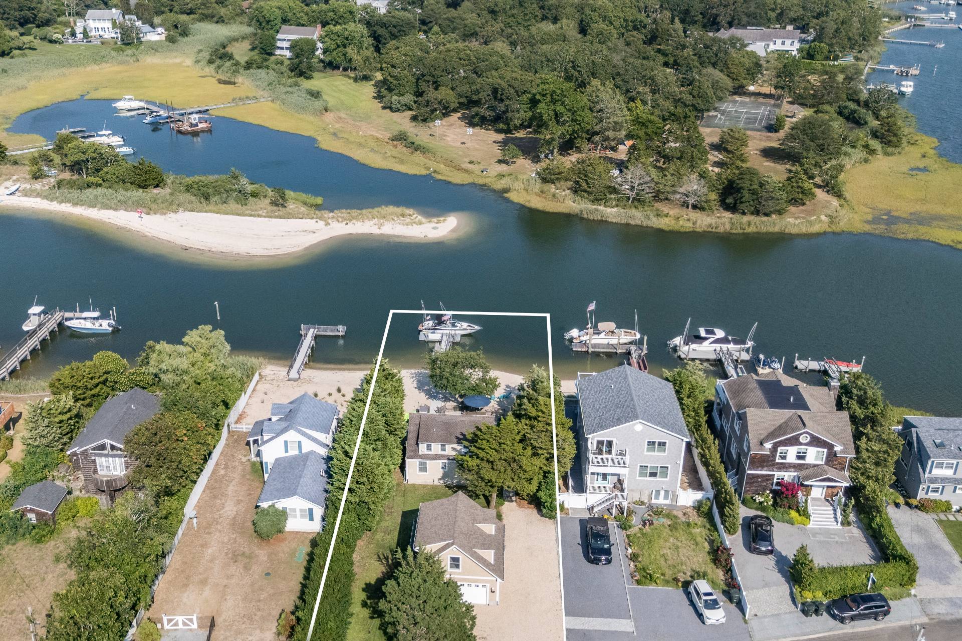 #3 photo, 38 East Beach Drive, サフォーク郡 Southampton , NY 11968