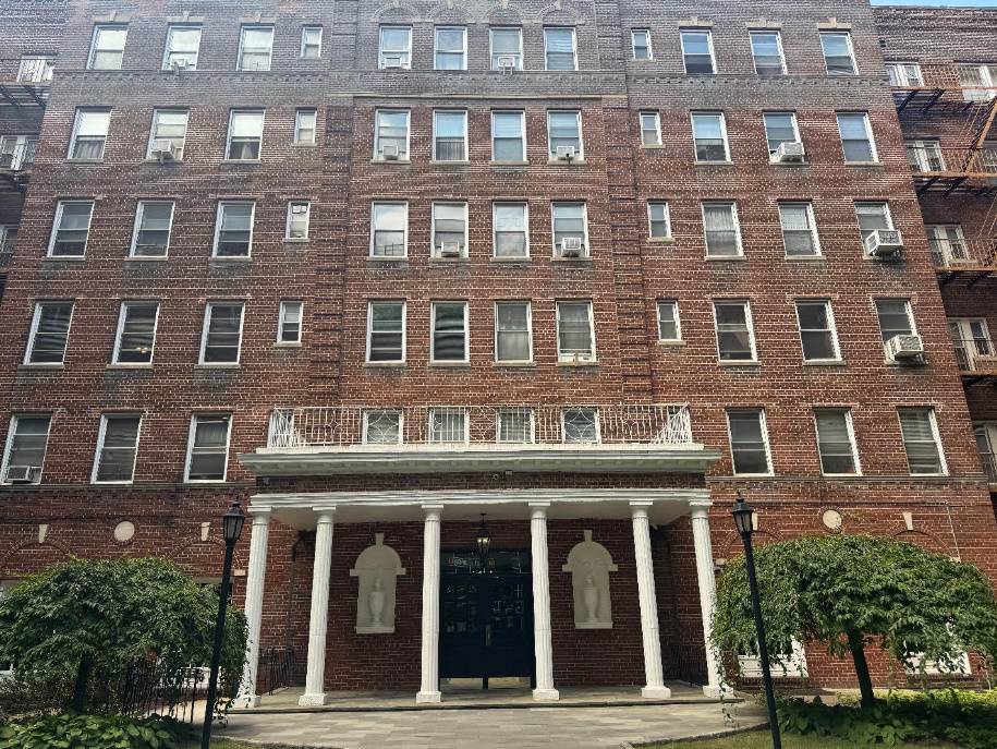 #4 photo, 141-25 Northern Blvd, Coop Unit C4, クイーンズ区 Flushing , NY 11354