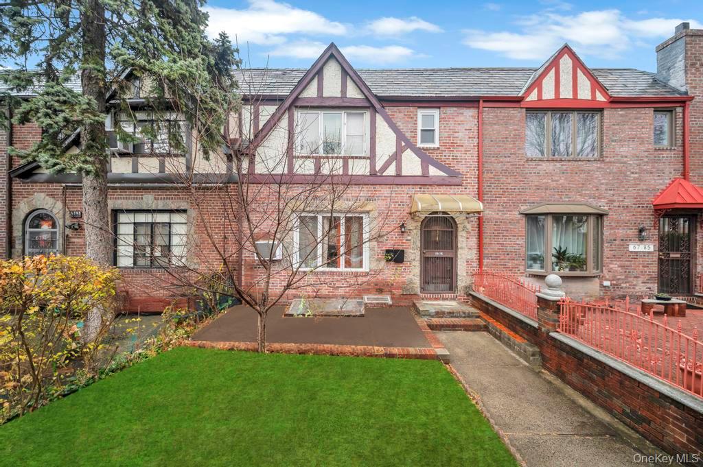 #1 photo, 6783 Groton Street, クイーンズ区 Forest Hills , NY 11375