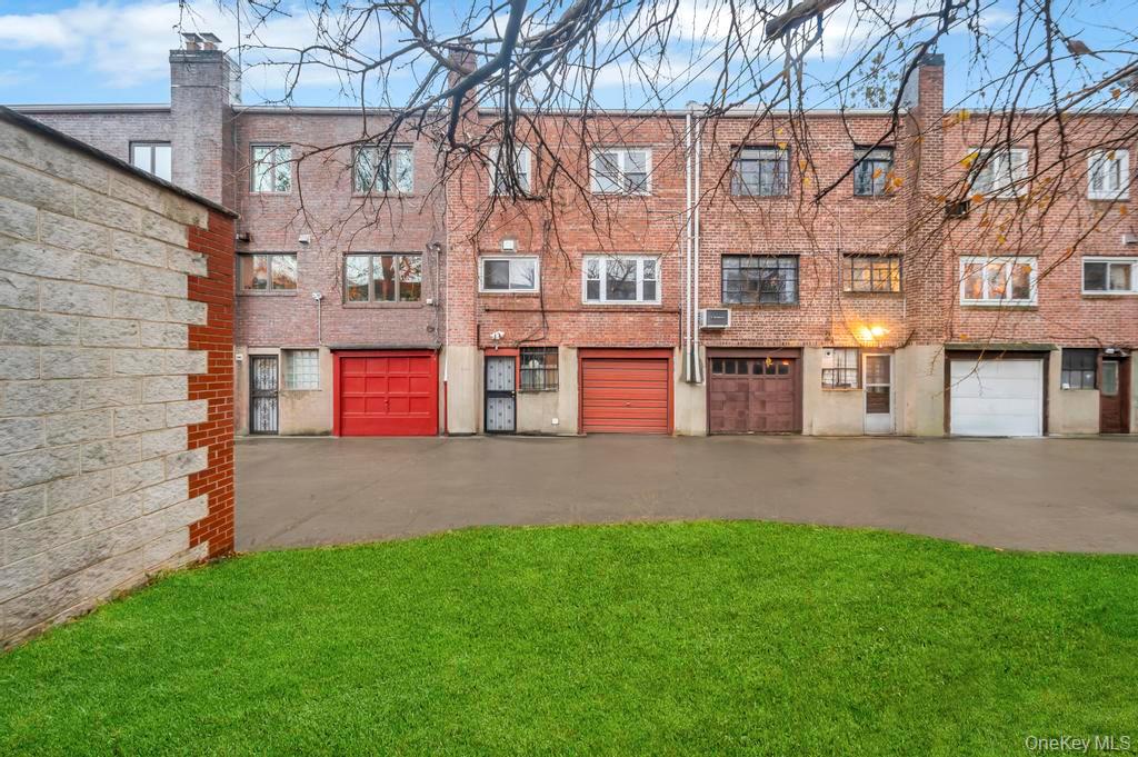 #5 photo, 6783 Groton Street, クイーンズ区 Forest Hills , NY 11375