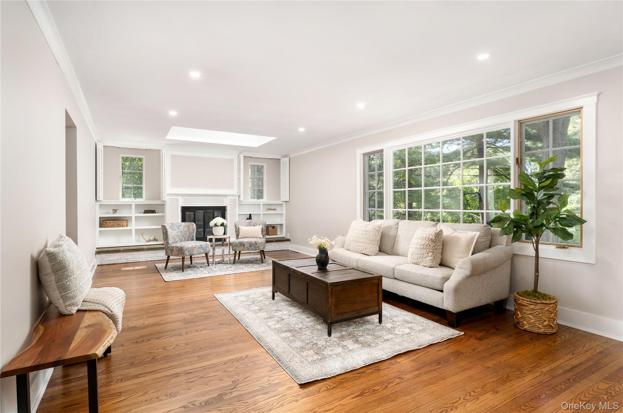 #1 photo, 64 Brook Drive, सफ़ोक काउंटी Stony Brook , NY 11790