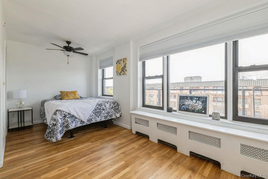 #12 photo, 4 Birchwood Court, ナッソー郡 Mineola , NY 11501