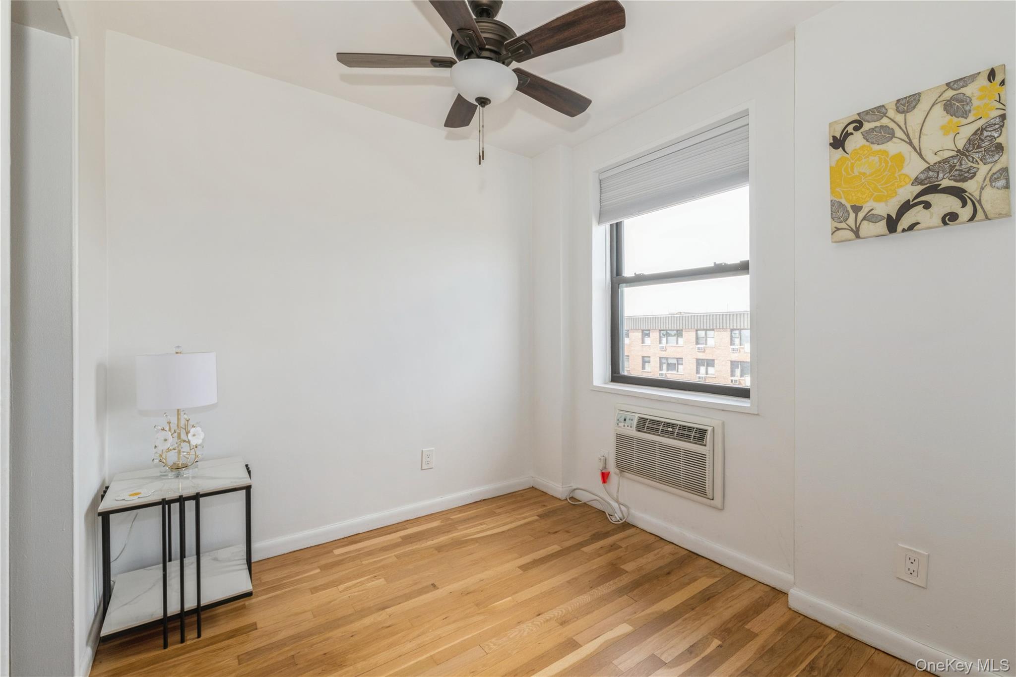 #13 photo, 4 Birchwood Court, ナッソー郡 Mineola , NY 11501