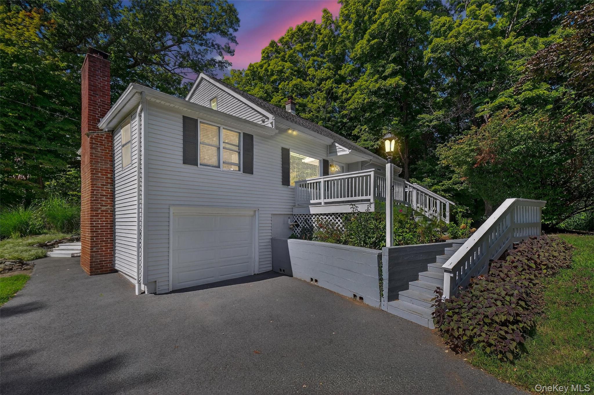 #1 photo, 4 Knolls Road, Poughkeepsie , NY 12601