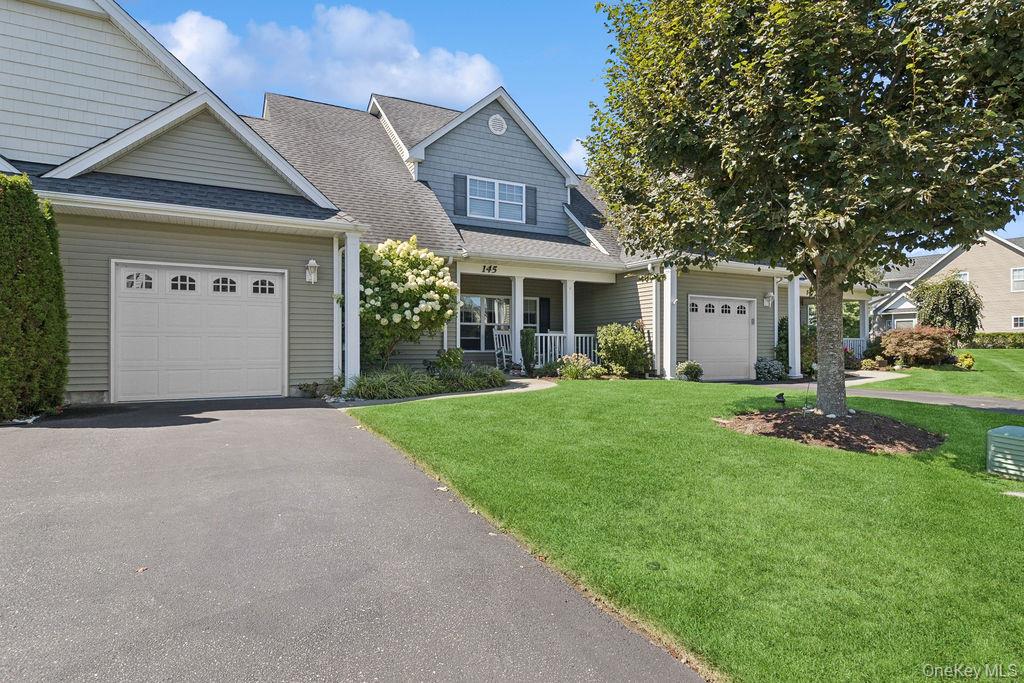 #1 photo, 145 Stoneleigh Drive, सफ़ोक काउंटी Riverhead , NY 11901