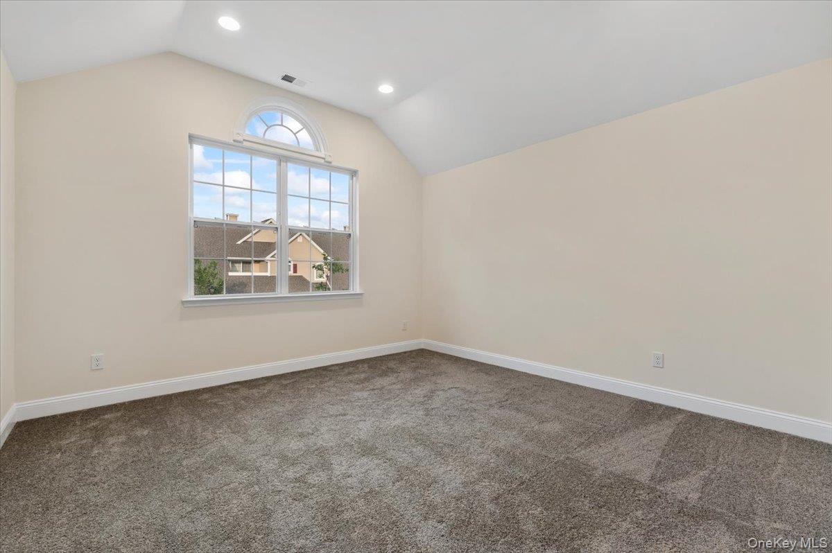 #17 photo, 21 Steven Circle, サフォーク郡 Dix Hills , NY 11746