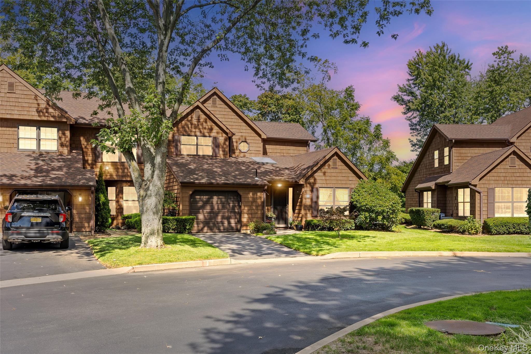 #2 photo, 7 Sutton Place, サフォーク郡 Islip , NY 11751