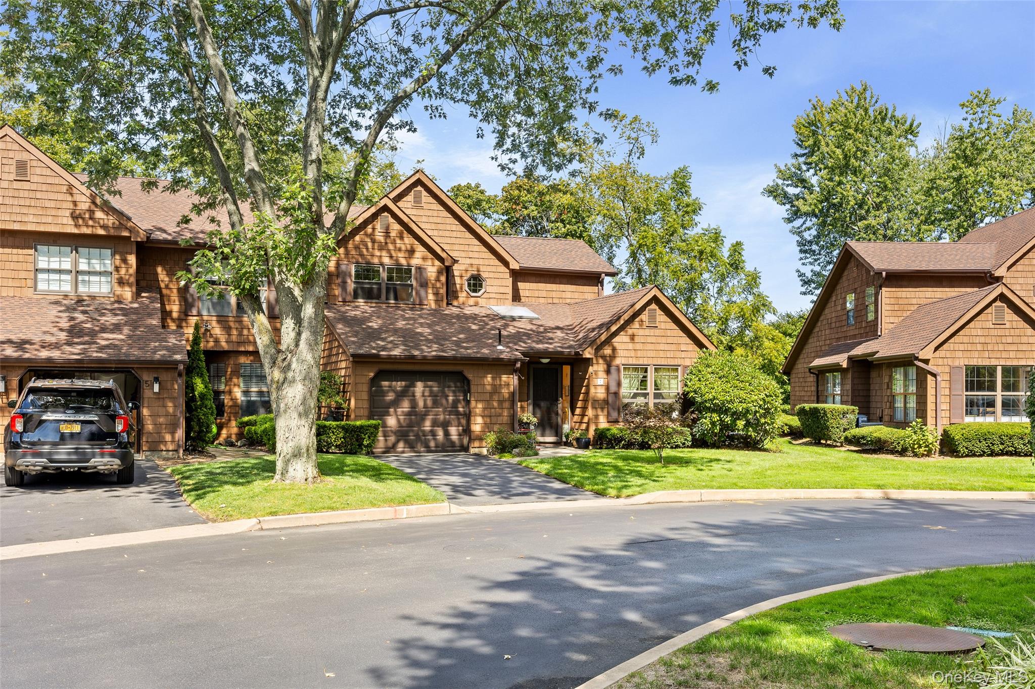 #3 photo, 7 Sutton Place, サフォーク郡 Islip , NY 11751