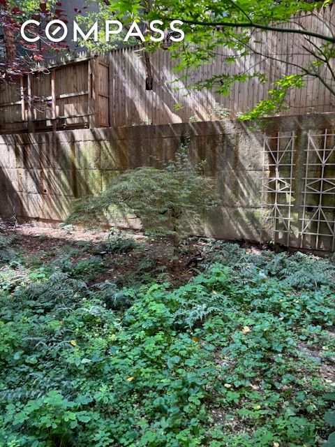 #12 photo, 130 Hicks Street, Brooklyn Heights , NY 11201