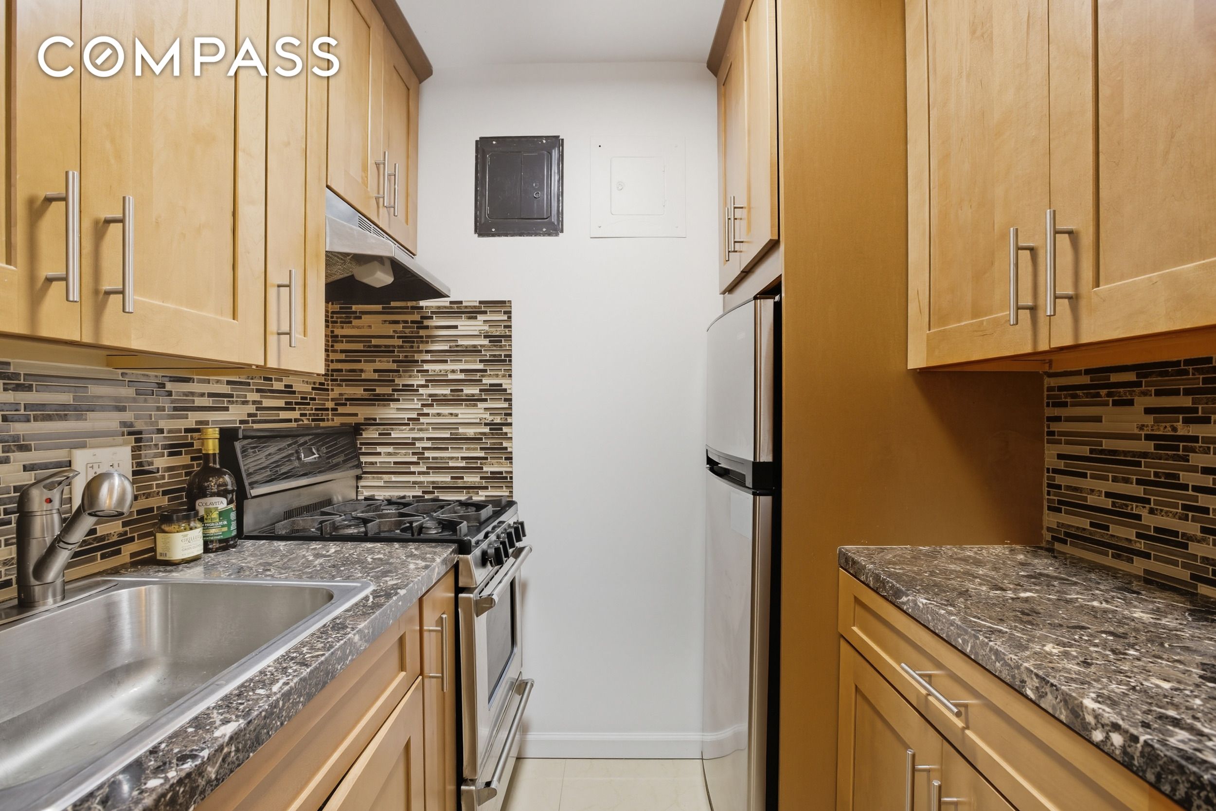 #8 photo, 130 Hicks Street, Brooklyn Heights , NY 11201