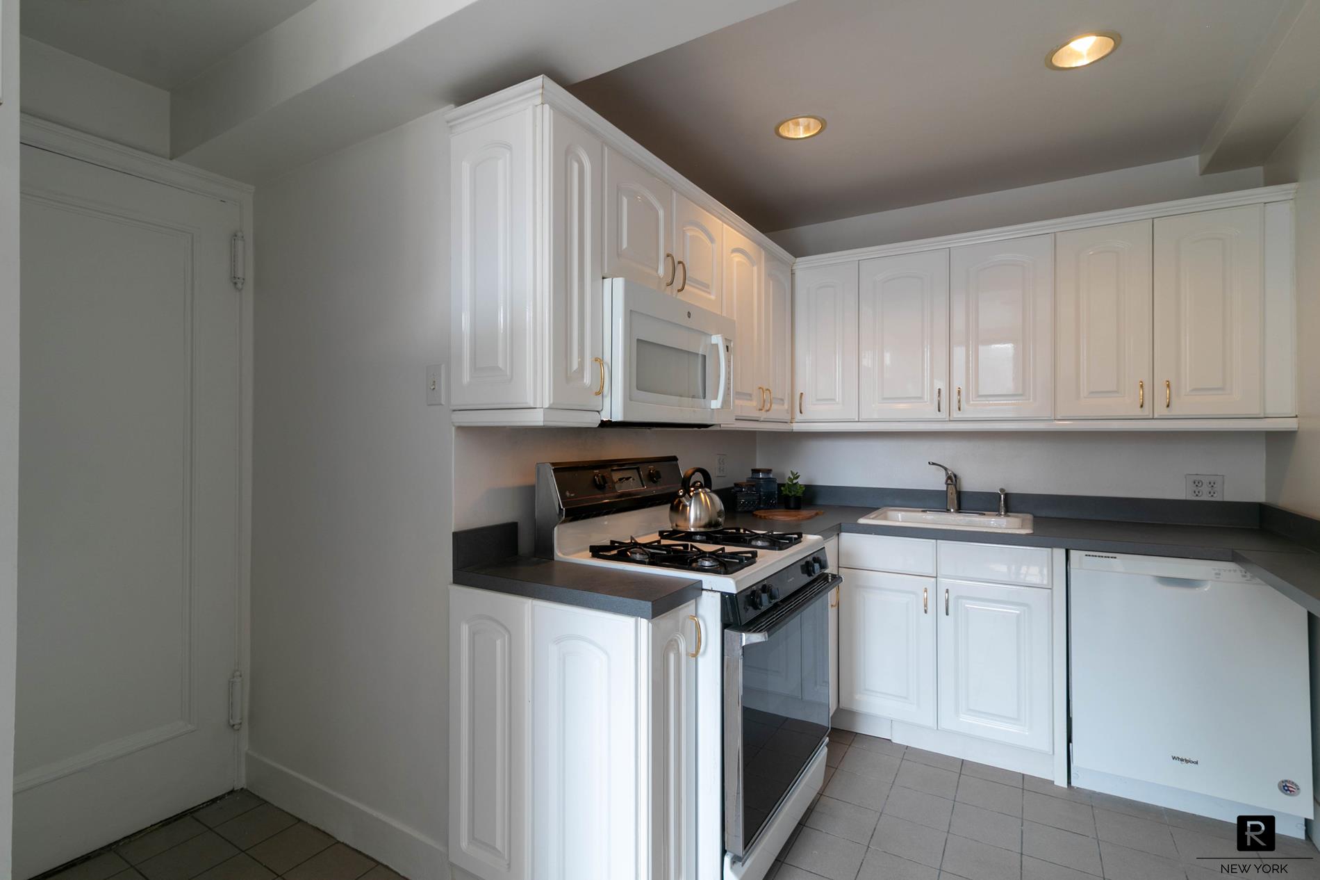 #16 photo, 140 E 81st Street, マンハッタン Upper East Side , NY 10028