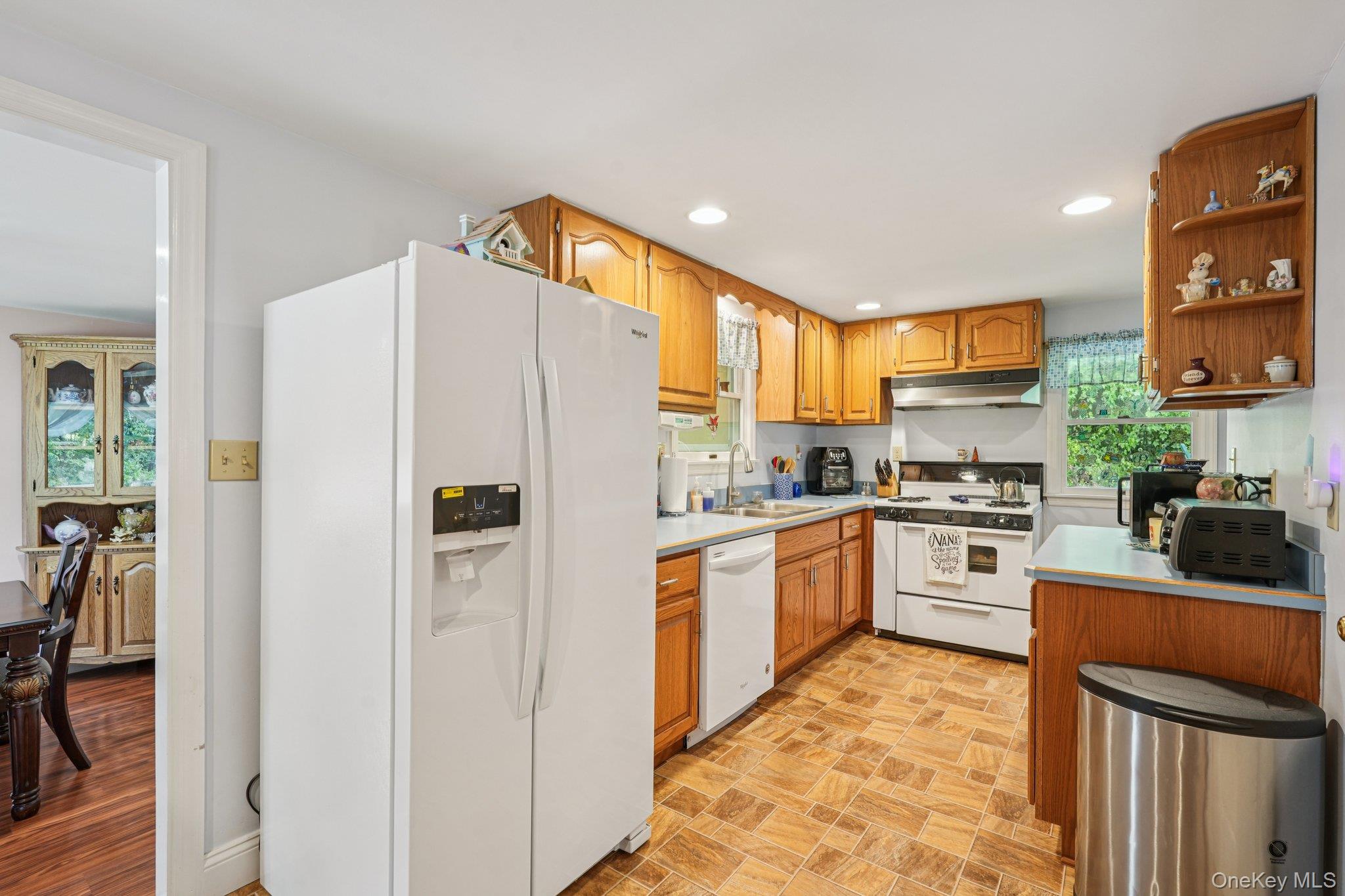 #11 photo, 4 River Road, Tuxedo Park , NY 10987