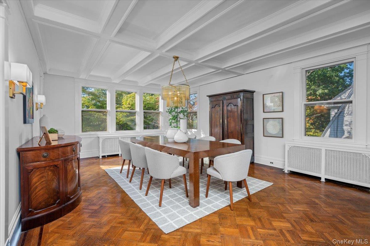 #11 photo, 120 Cliff Avenue, Pelham , NY 10803