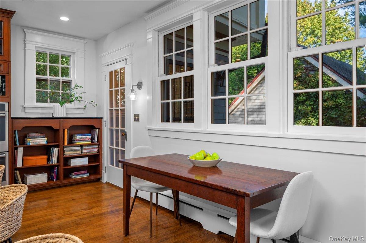 #16 photo, 120 Cliff Avenue, Pelham , NY 10803