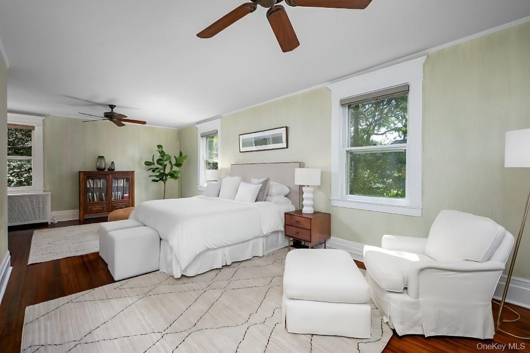 #19 photo, 120 Cliff Avenue, Pelham , NY 10803