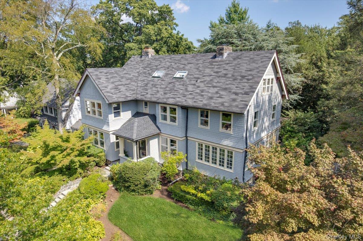 #2 photo, 120 Cliff Avenue, Pelham , NY 10803