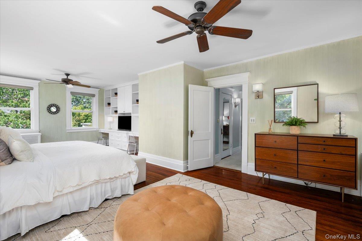 #20 photo, 120 Cliff Avenue, Pelham , NY 10803