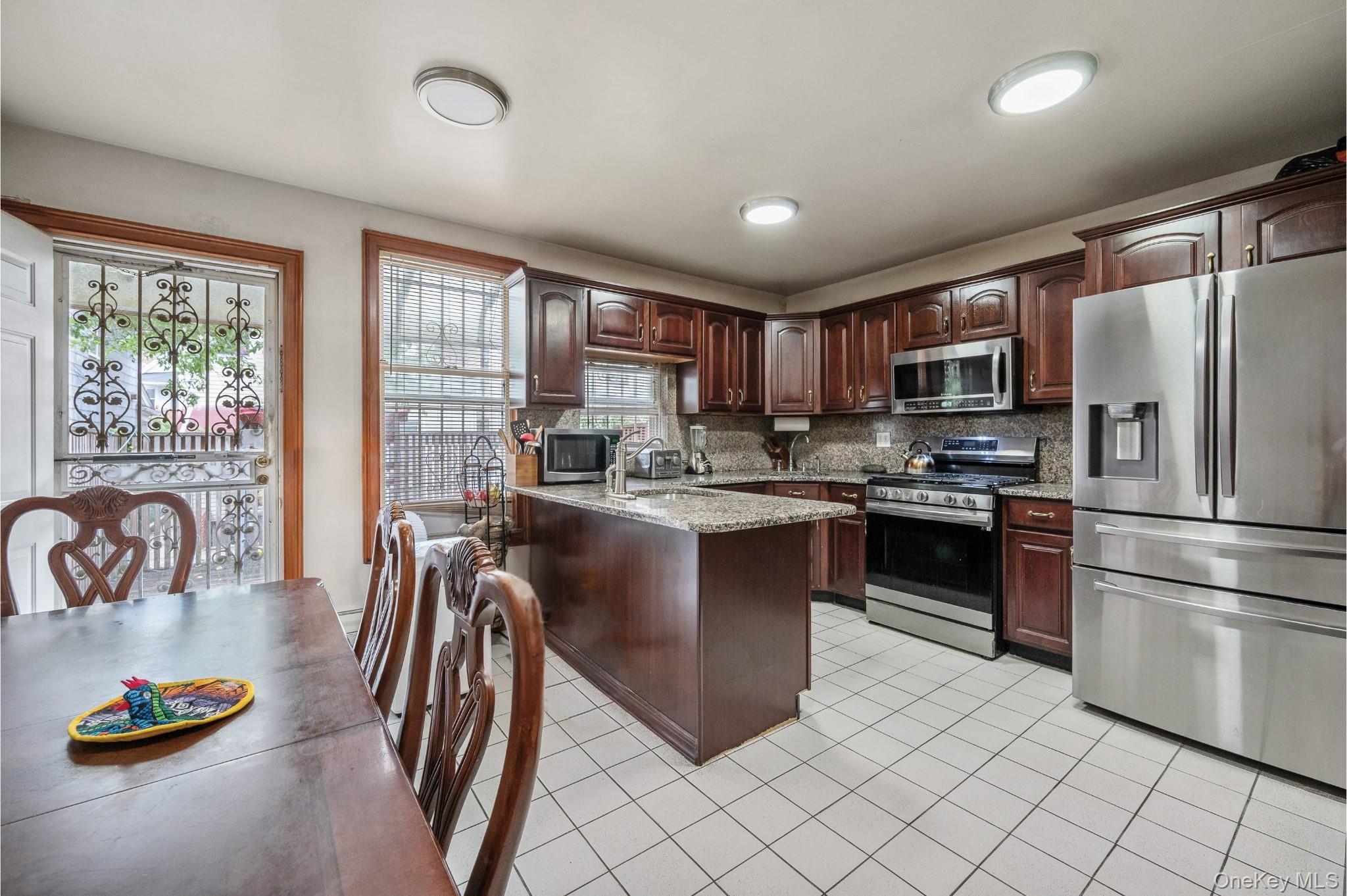 #5 photo, 309 Parkville Avenue, ブルックリン区 Brooklyn , NY 11230