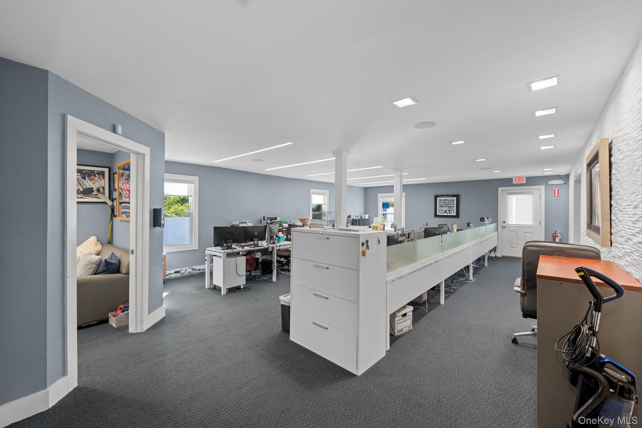 #7 photo, 551 North Country Road, サフォーク郡 Saint James , NY 11780