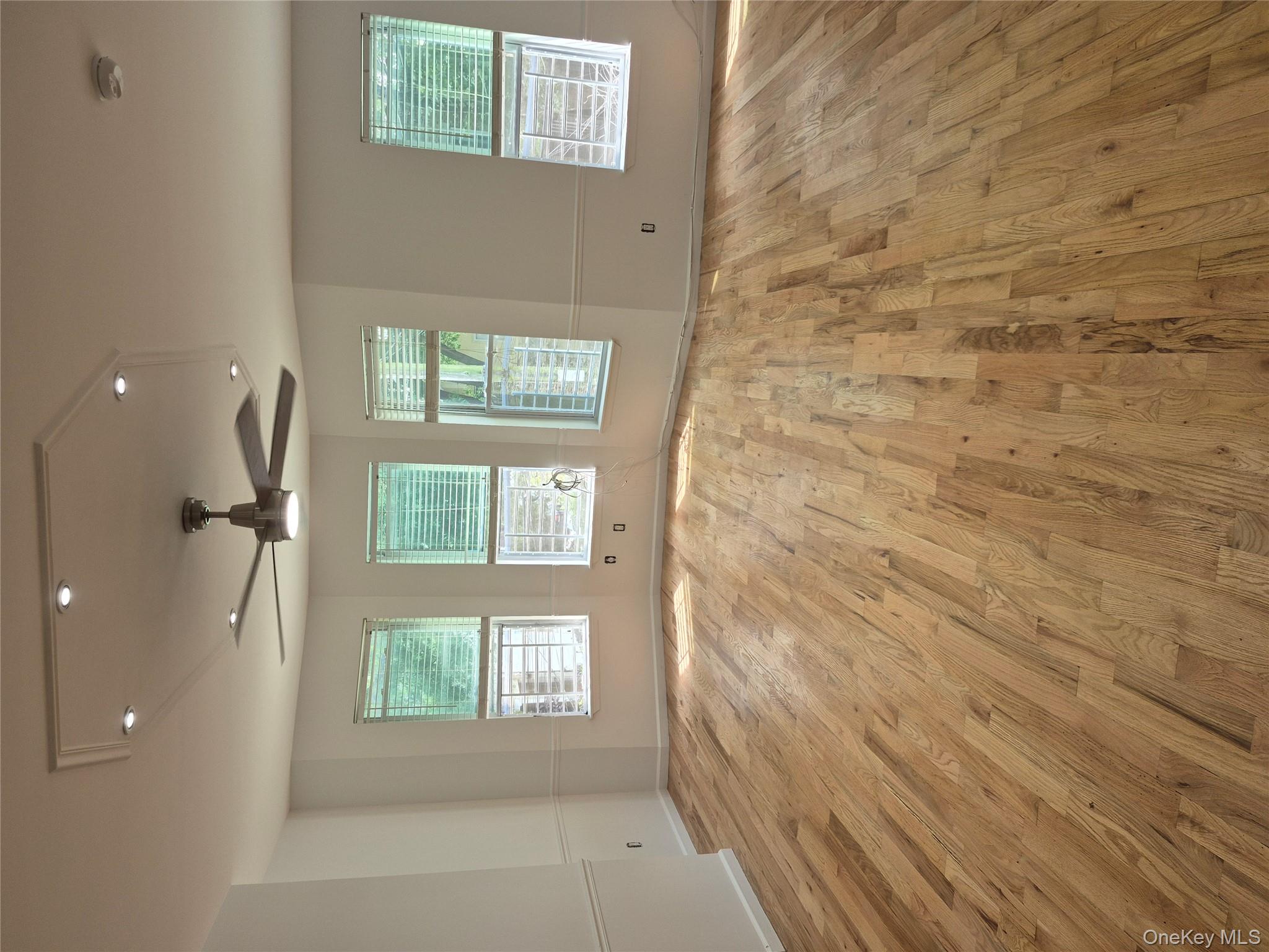 #1 photo, 829 E 226th Street, ブロンクス区 Bronx , NY 10466