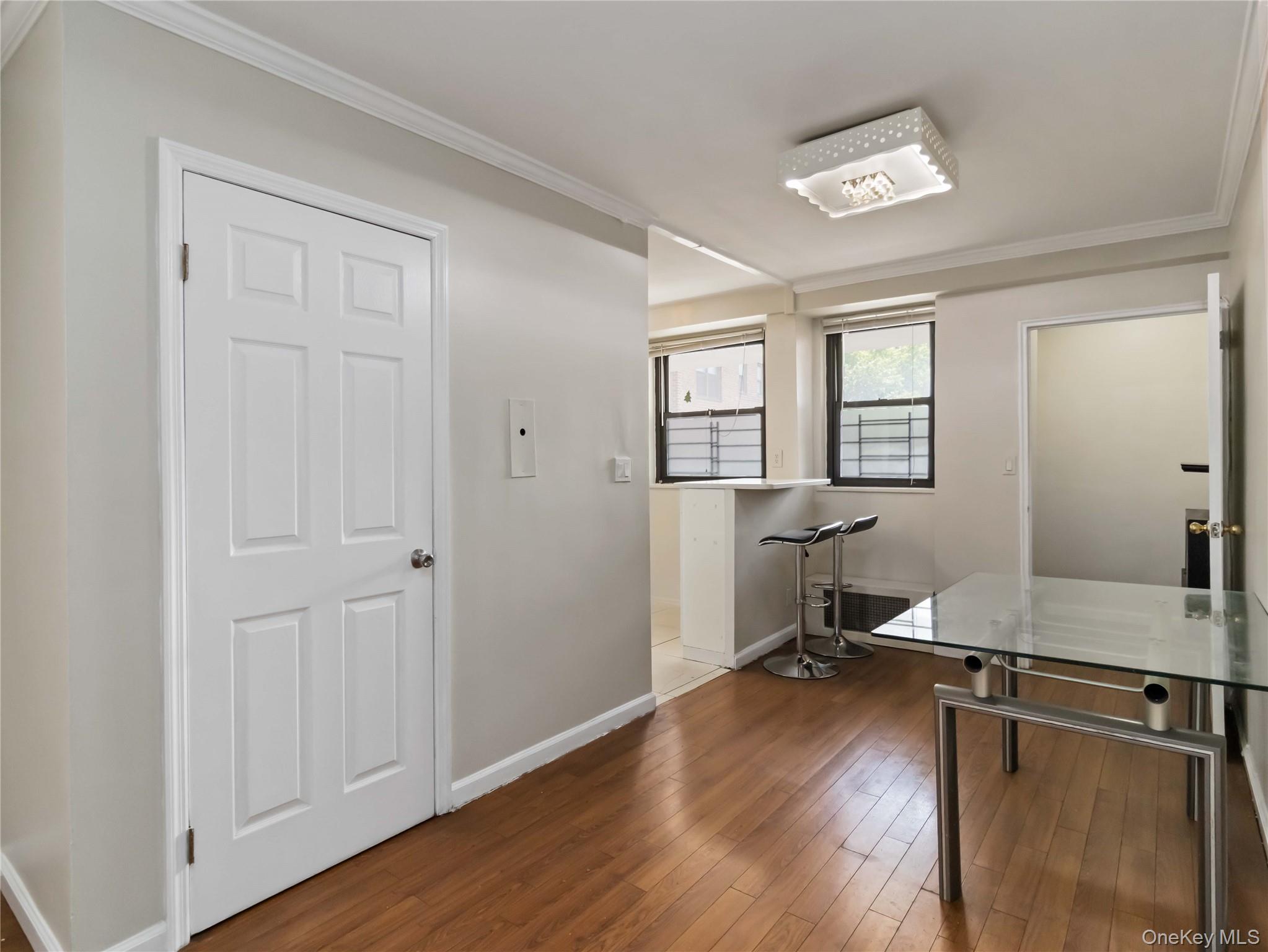 #12 photo, 61-25 98th Street, クイーンズ区 Rego Park , NY 11374