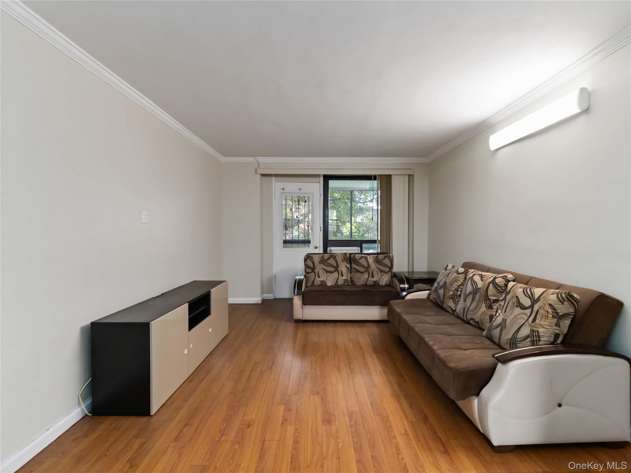 #14 photo, 61-25 98th Street, クイーンズ区 Rego Park , NY 11374