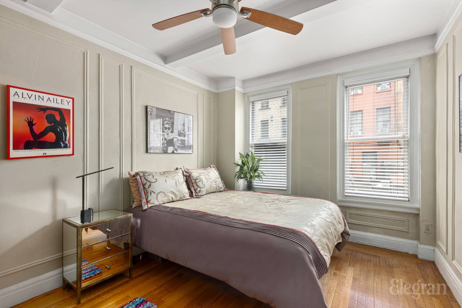 #5 photo, 325 W 45th Street, マンハッタン Hell's Kitchen , NY 10036