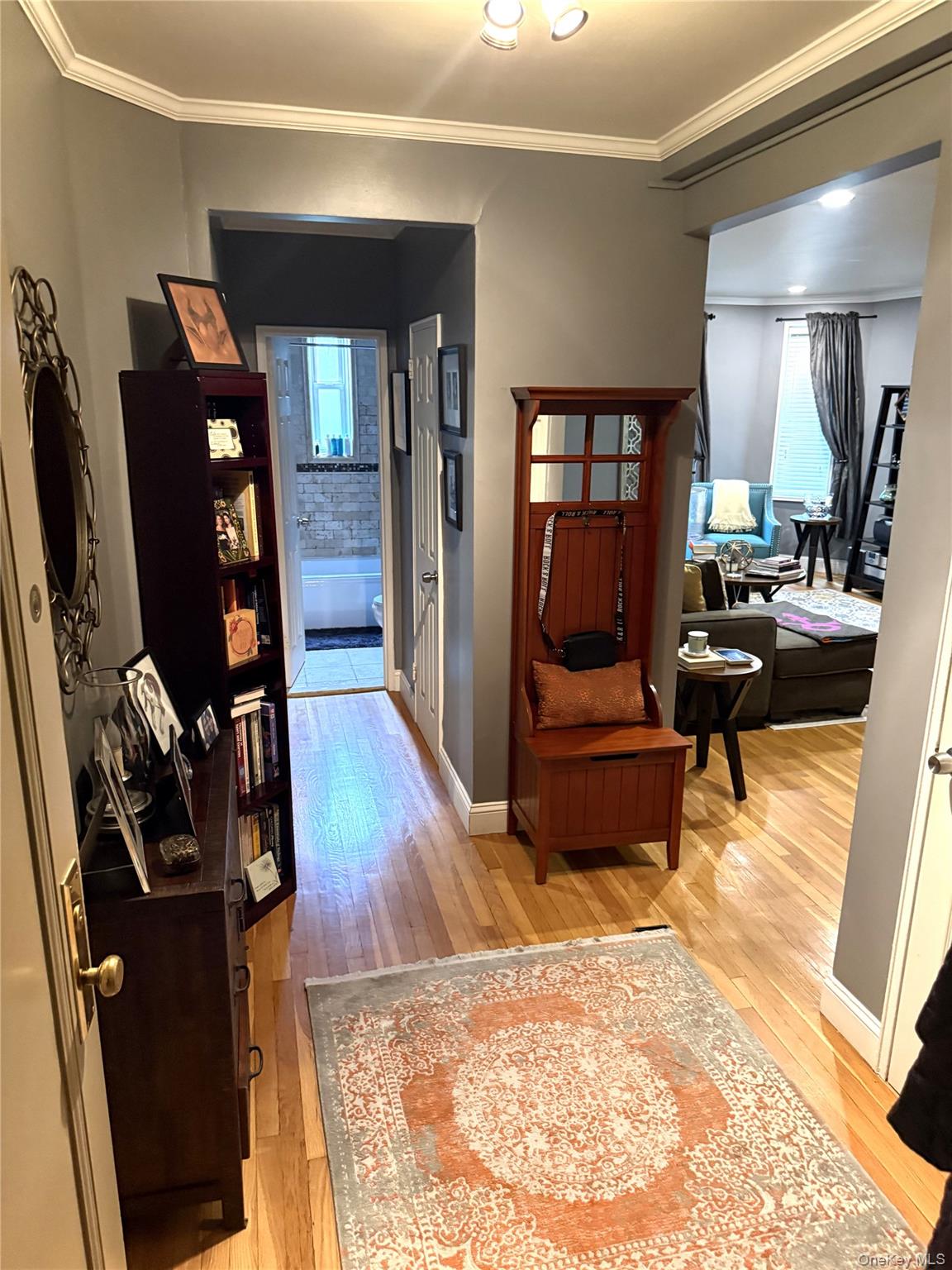 #4 photo, 2 Overlook Road, White Plains , NY 10605