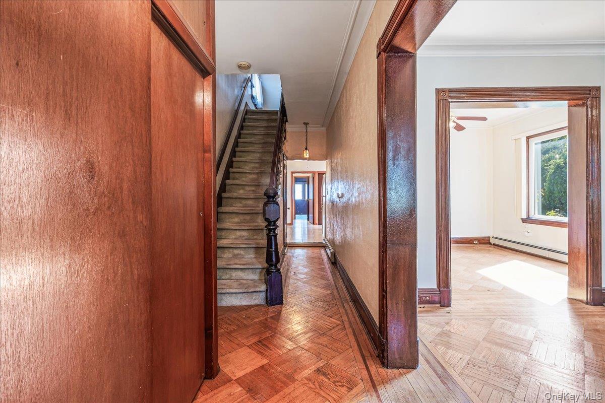 #4 photo, 4307 149th Street, 法拉盛 Flushing , NY 11355