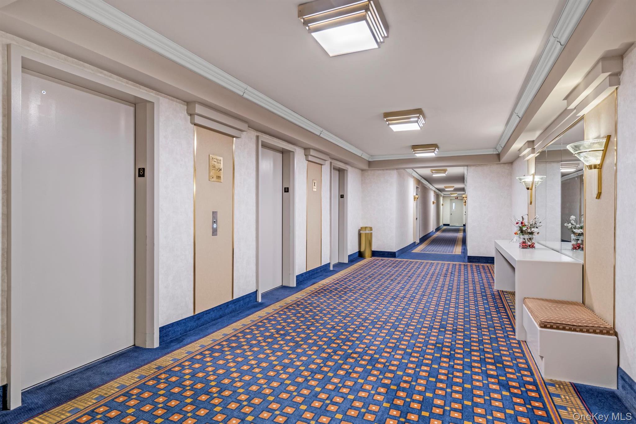 #12 photo, 269-10 Grand Central Parkway, クイーンズ区 Floral Park , NY 11005