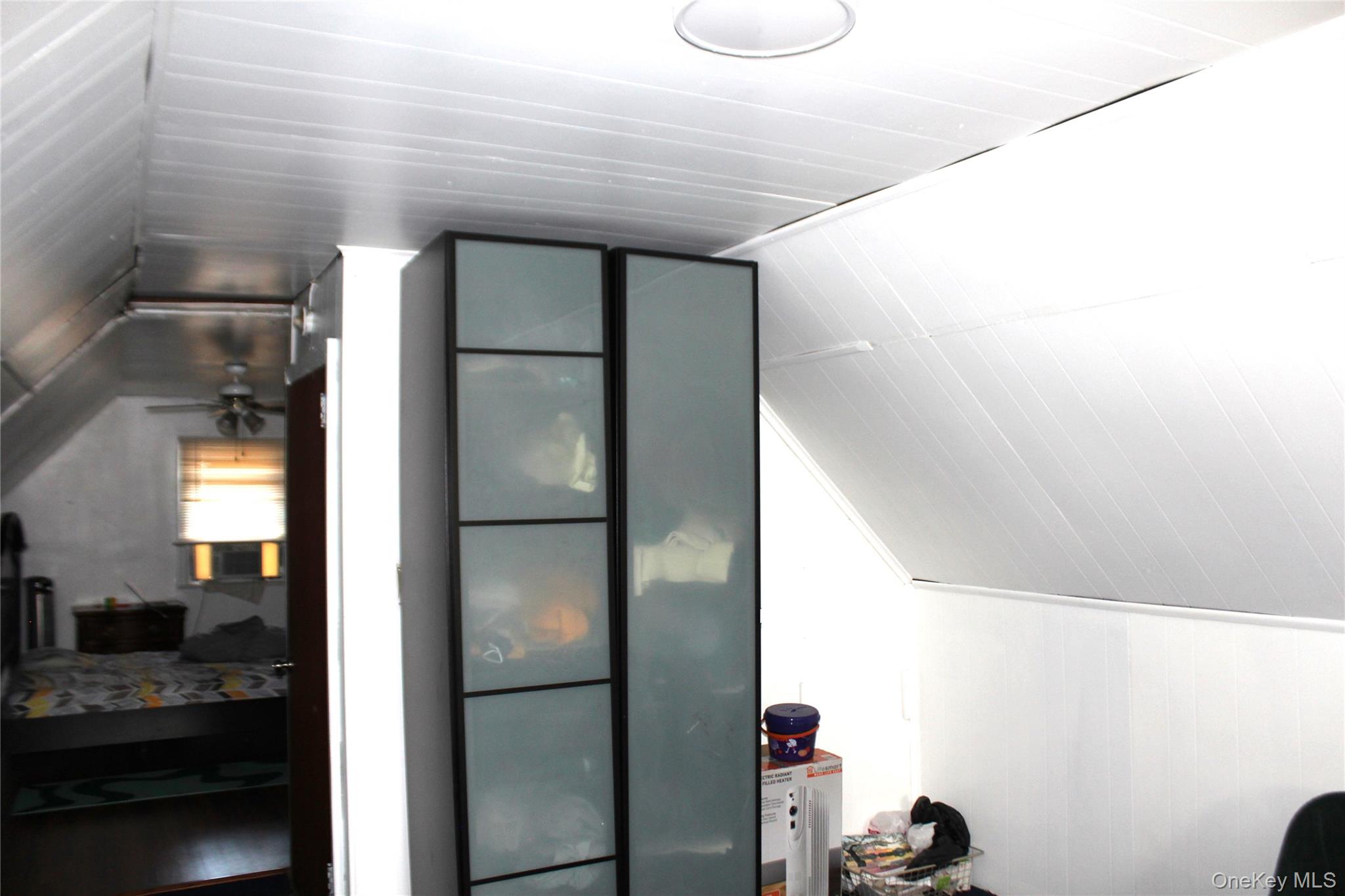 #5 photo, 8968 Springfield Boulevard, Jamaica , NY 11427