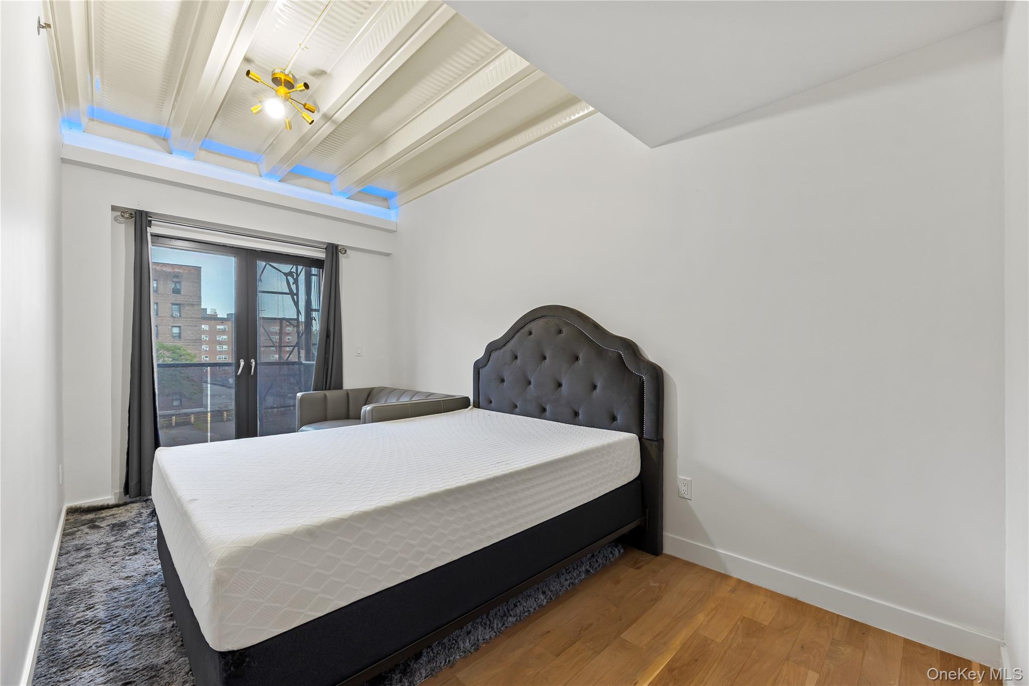 #6 photo, 140-20 Cherry Ave, クイーンズ区 Flushing , NY 11355