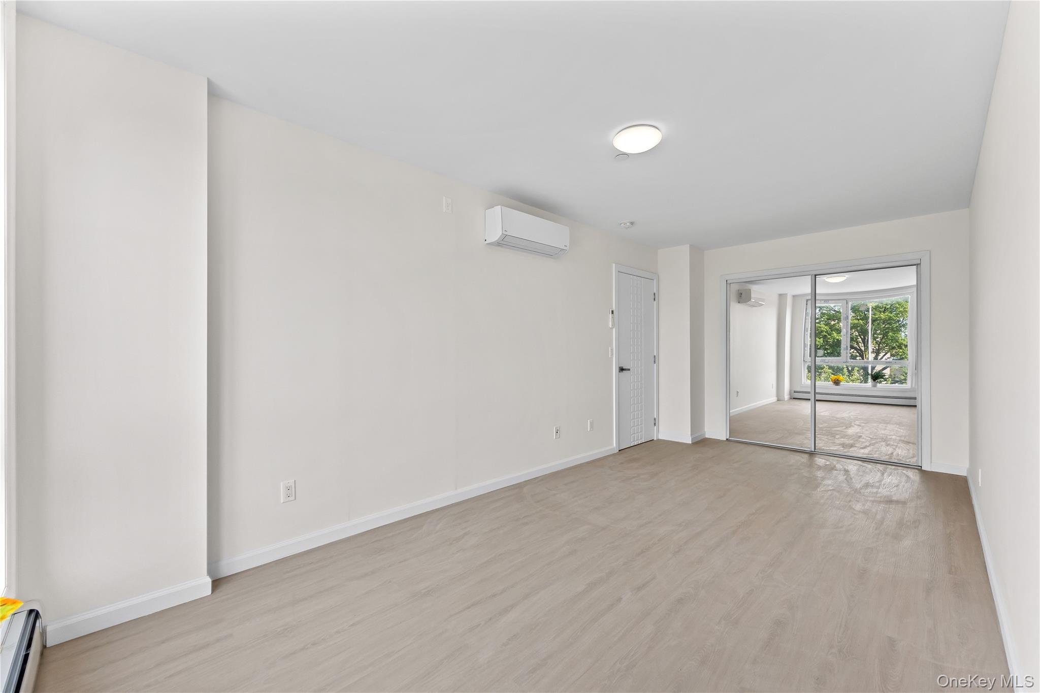 #15 photo, 138-12 Northern Boulevard, クイーンズ区 Flushing , NY 11354