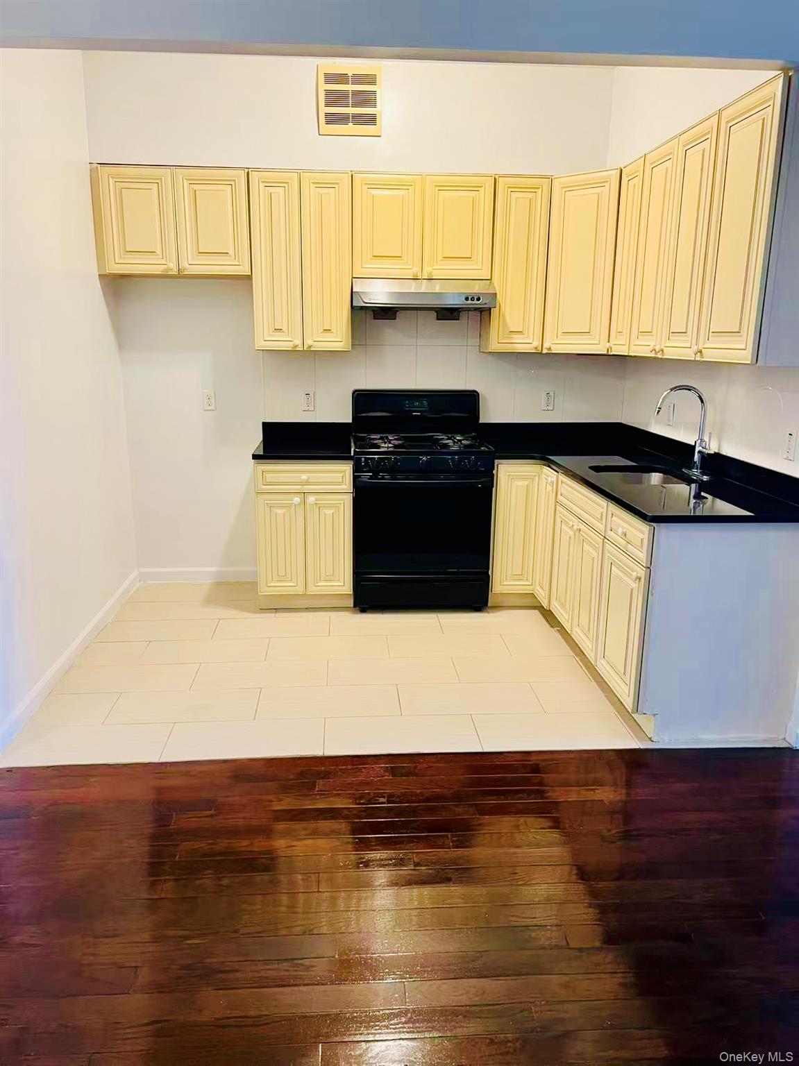 #2 photo, 87-18 85th Street, クイーンズ区 Woodhaven , NY 11421