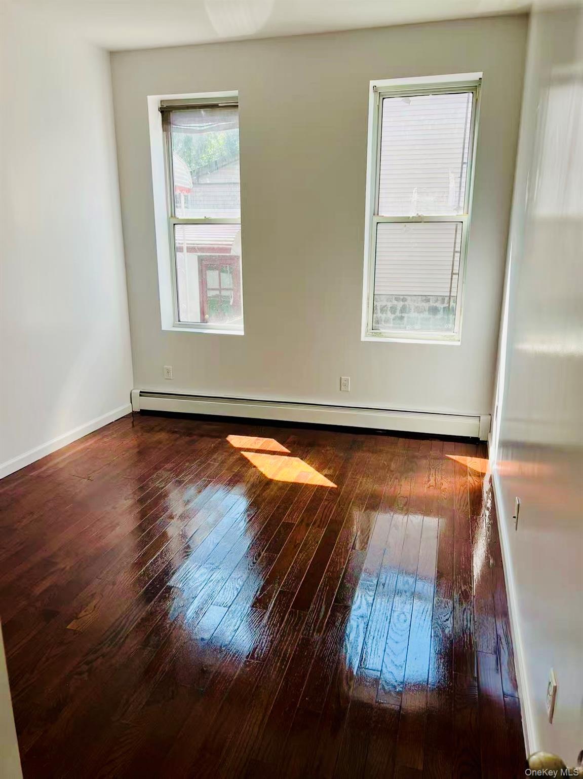 #4 photo, 87-18 85th Street, クイーンズ区 Woodhaven , NY 11421