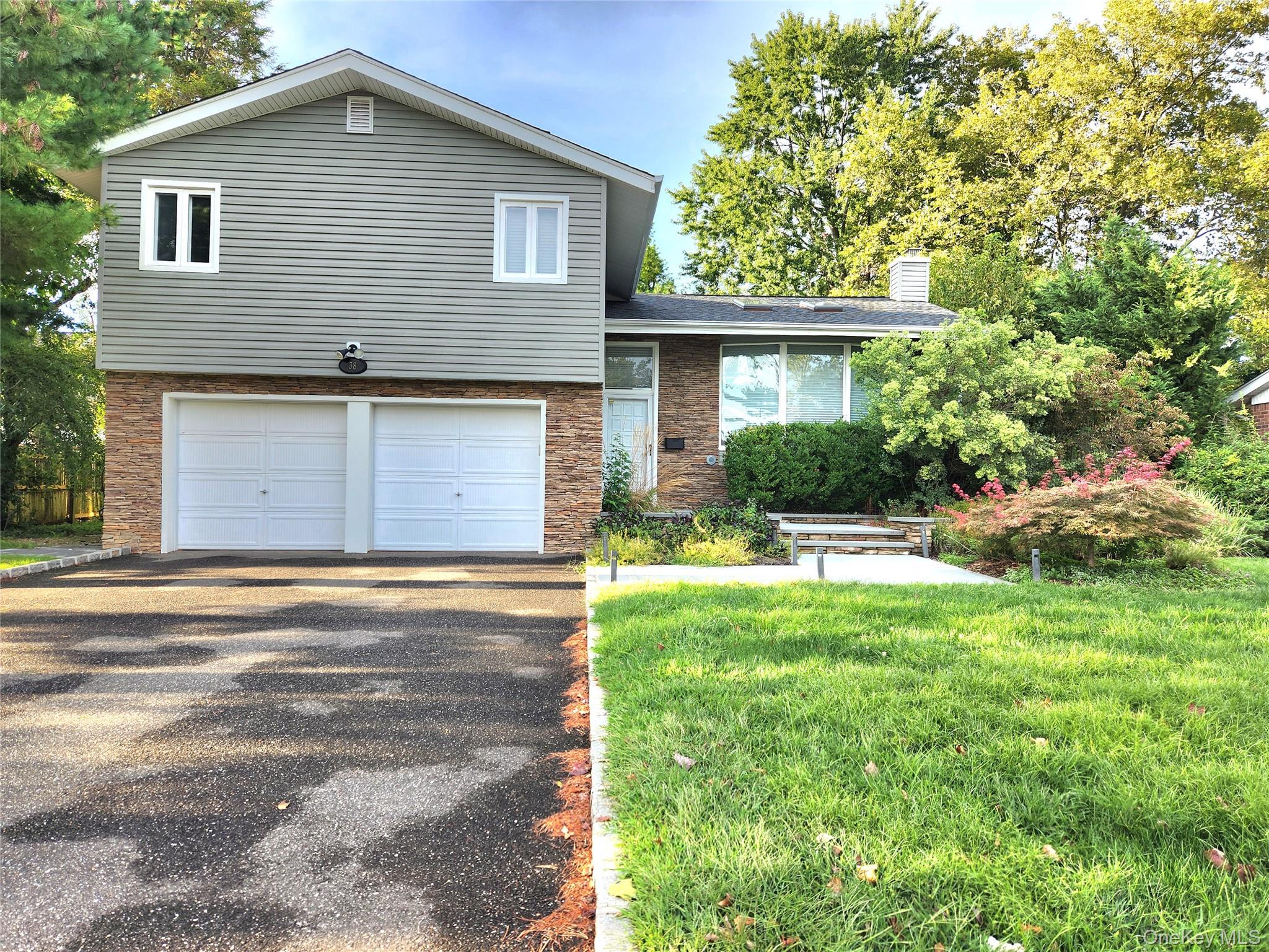 #1 photo, 38 Orange Drive, ناسو Jericho , NY 11753