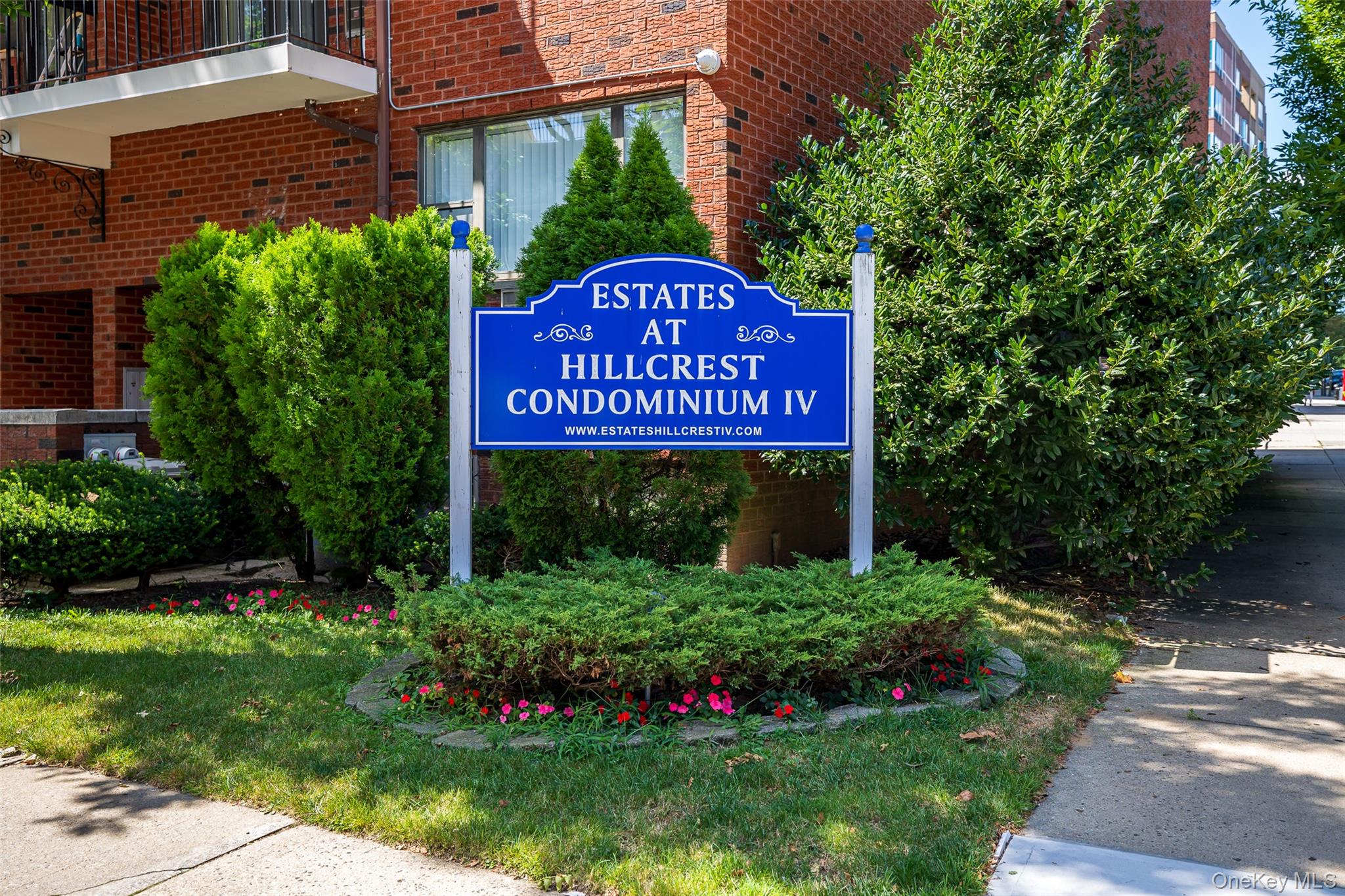 #1 photo, 7111 Sutton Place, クイーンズ区 Fresh Meadows , NY 11365