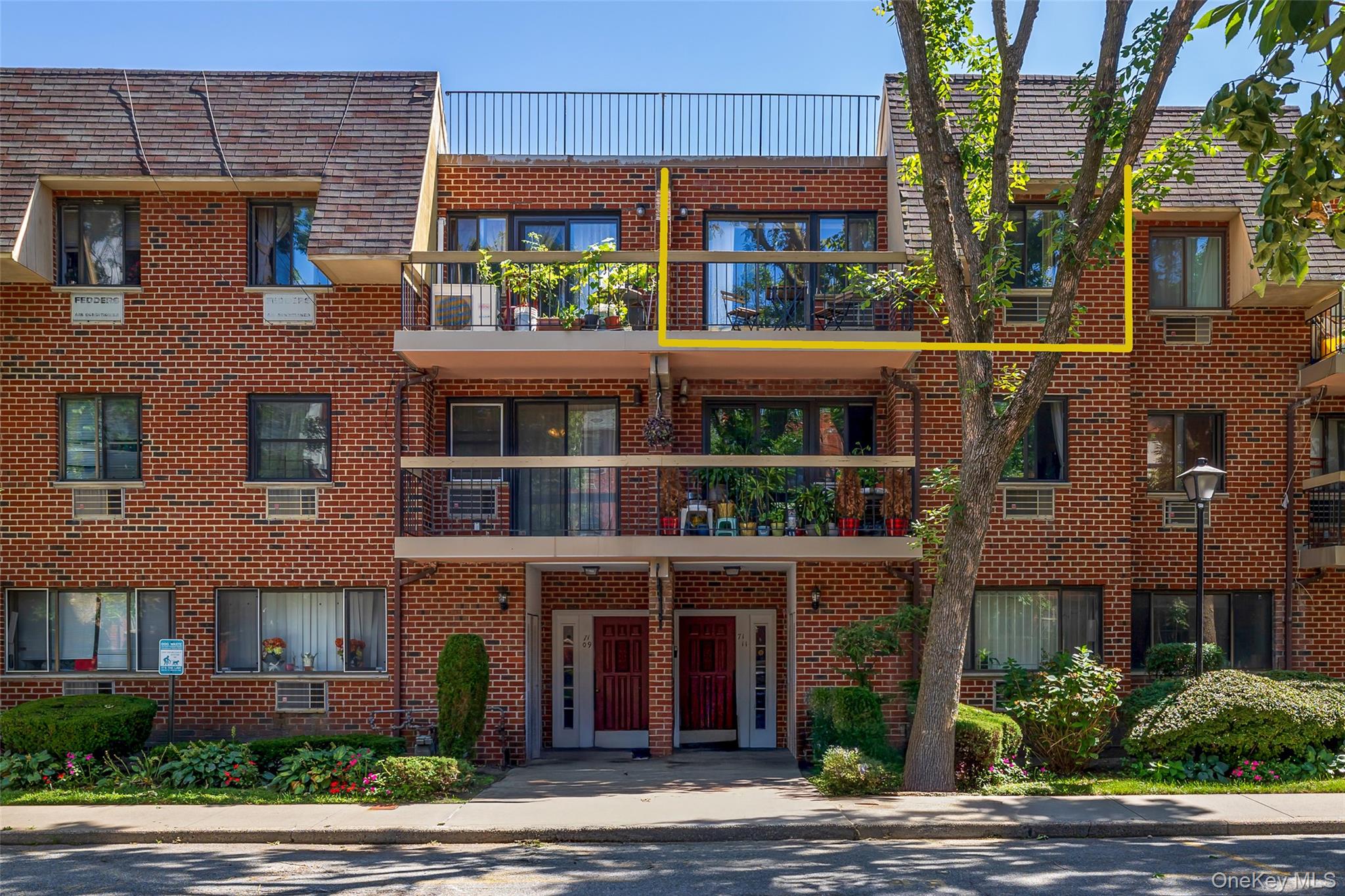 #4 photo, 7111 Sutton Place, クイーンズ区 Fresh Meadows , NY 11365