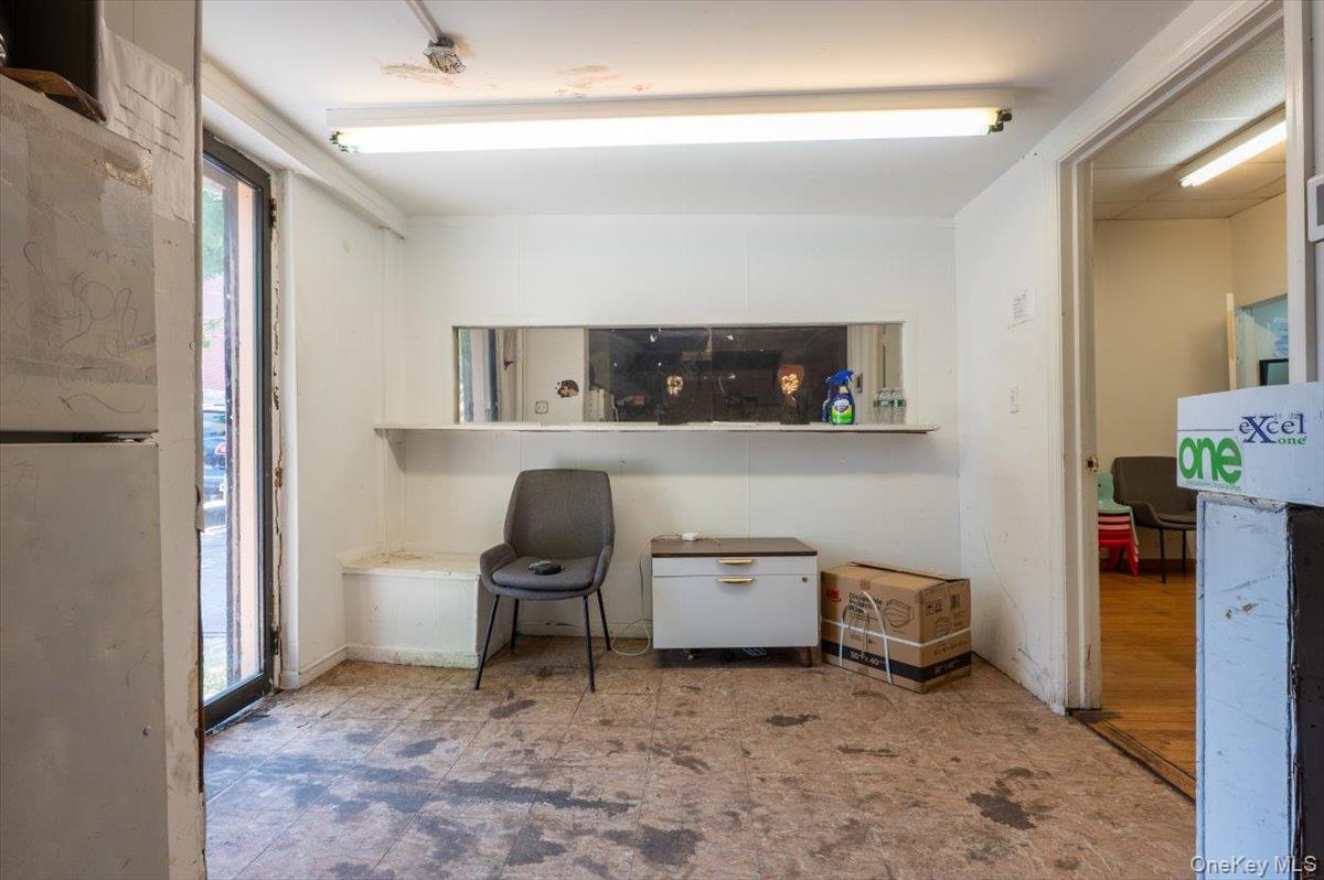 #5 photo, 1979 Hughes Avenue, ブロンクス区 Bronx , NY 10457