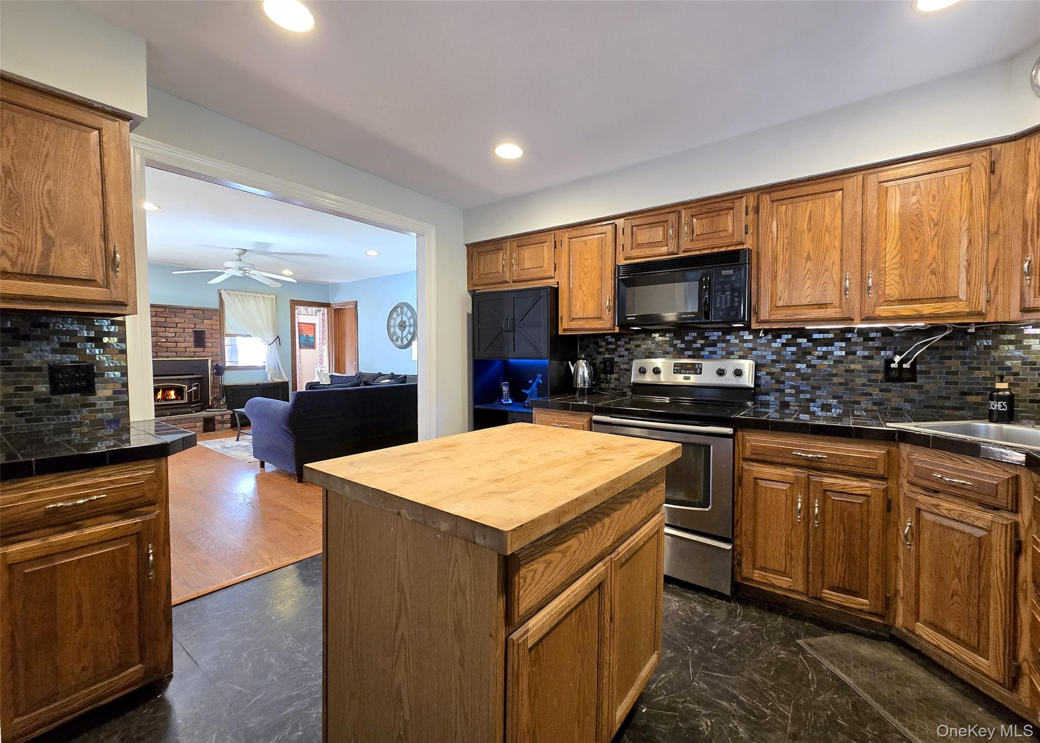 #4 photo, 7 Woodhull Landing Road, サフォーク郡 Sound Beach , NY 11789